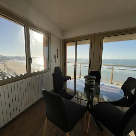 3* Face Avec Balcon Et 2 Salles D'eau - Fr-1-197-551 *