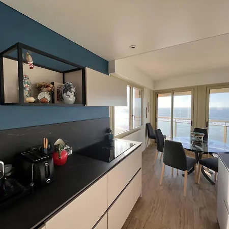 Apartment 3* Face Avec Balcon Et 2 Salles D'eau - Fr-1-197-551 *