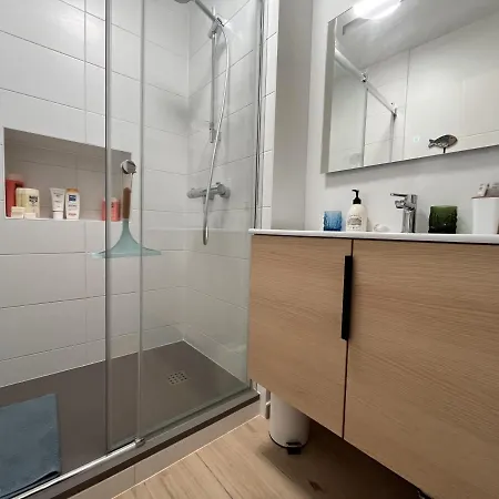 3* Face Avec Balcon Et 2 Salles D'eau - Fr-1-197-551 * Les Sables-dʼOlonne